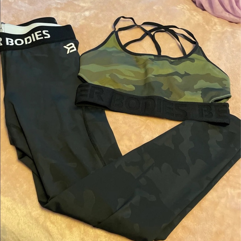 Better bodies camo sports bra L